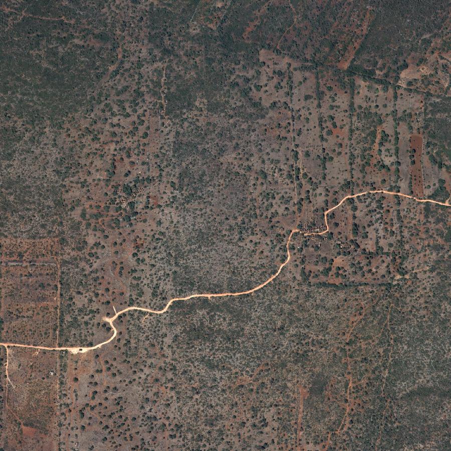Aerial view of the surrounding area, about one kilometre across